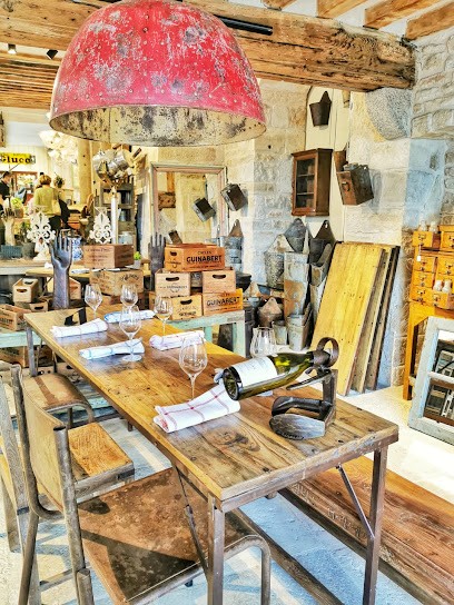 Vézelay Wine Club By Julien Cohen, Caviste à Vézelay