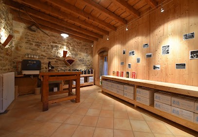 Maison Tissot Thierry, Caviste à Vaux-en-Bugey