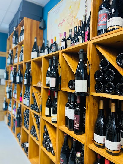 Cave Les Arômes Divins, Caviste au Pallet