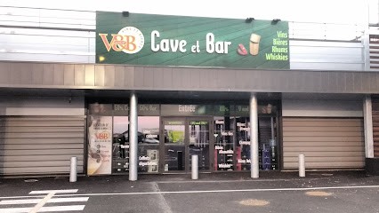 V And B Nort-Sur-Erdre, Caviste aux Touches