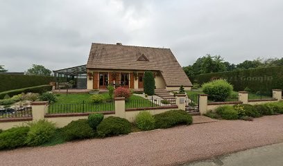 Baudrillard Marie-Line, Caviste à Mondrepuis