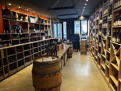 F Comme Cave À Vins Caviste à Lyon 07