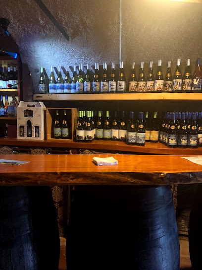 Caveau Du Lac Saint-André, Musée Du Vigneron, Caviste à Arbin