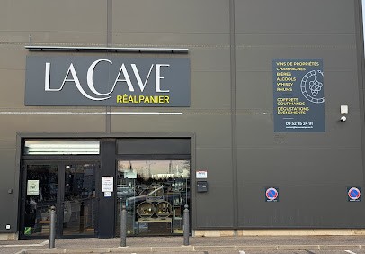 LA CAVE Réalpanier, Caviste au Pontet