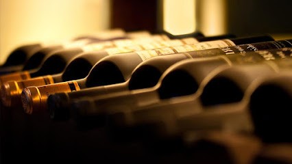 LA PETITE CAVE, Caviste à Saint-Georges-Buttavent