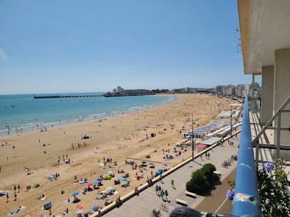 La cave se rebiffe, Caviste aux Sables-d'Olonne