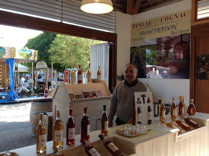 Domaine Fradon - Marché Couvert De Loix, Caviste à Loix
