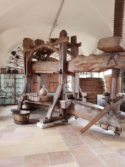 Caves De La Propriété, Caviste à Pommard