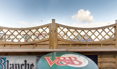 V and B, Caviste à Langon