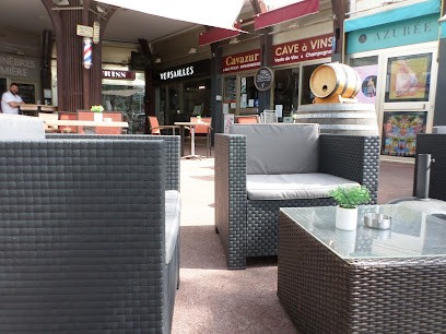 Cavazur Cave à Vins, Bar à Vins Terrasse., Caviste à Villeneuve-Loubet