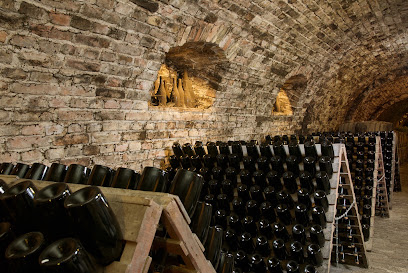La Cave De Jean-Paul Perardel Caviste à l' Épine