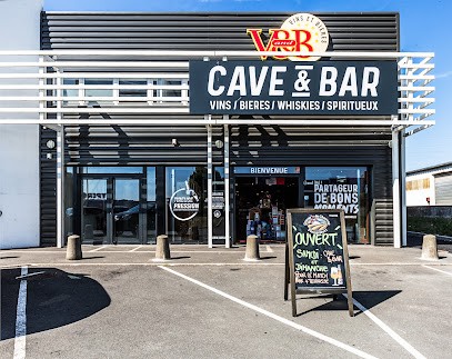 V and B La Rochelle - Beaulieu, Caviste à Puilboreau