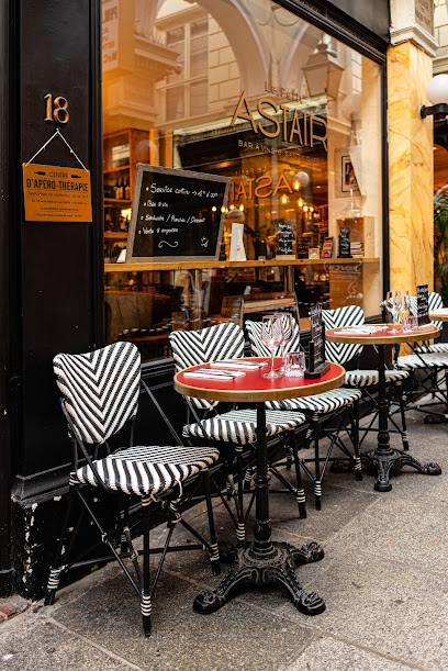 Le Petit Astair - Cave A Vins Caviste à Paris 02